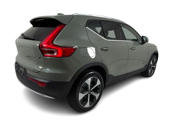 Thumbnail: 2024 Volvo XC40 - 21