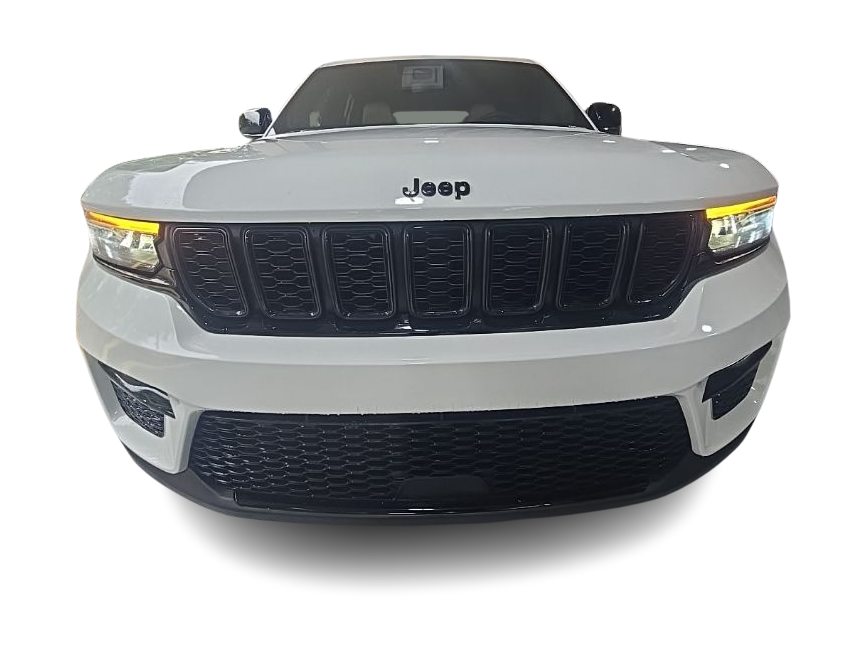 Thumbnail: 2023 Jeep Grand Cherokee - 6