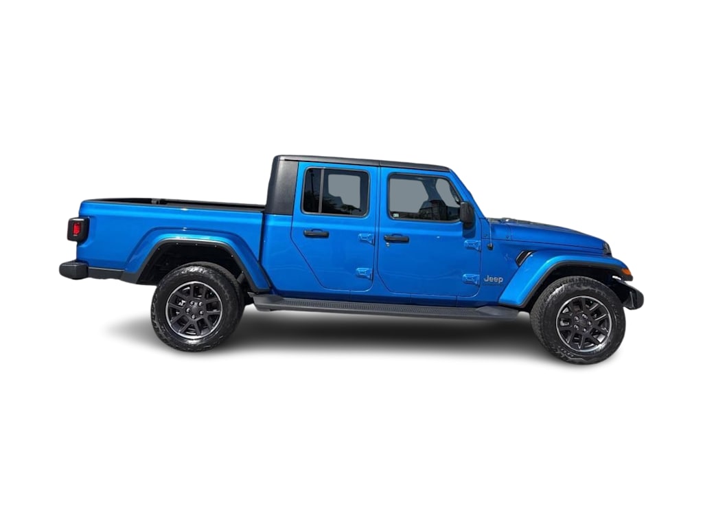 Thumbnail: 2021 Jeep Gladiator - 19