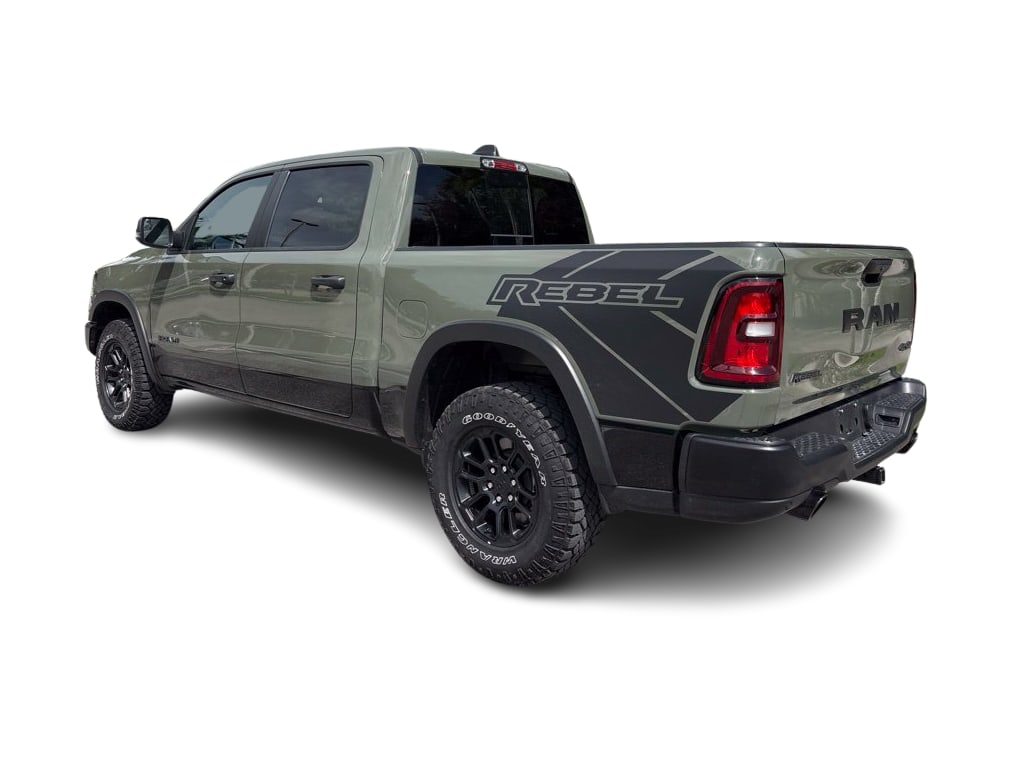 Thumbnail: 2026 RAM 1500 - 4