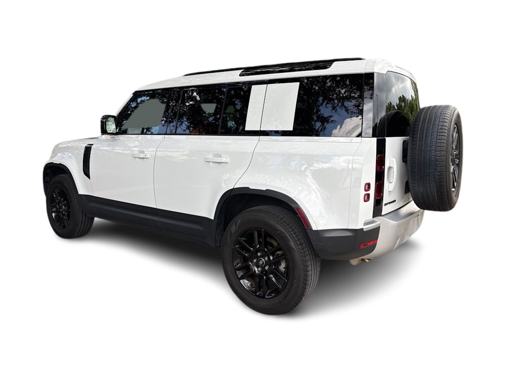 Thumbnail: 2025 Land Rover Defender - 4