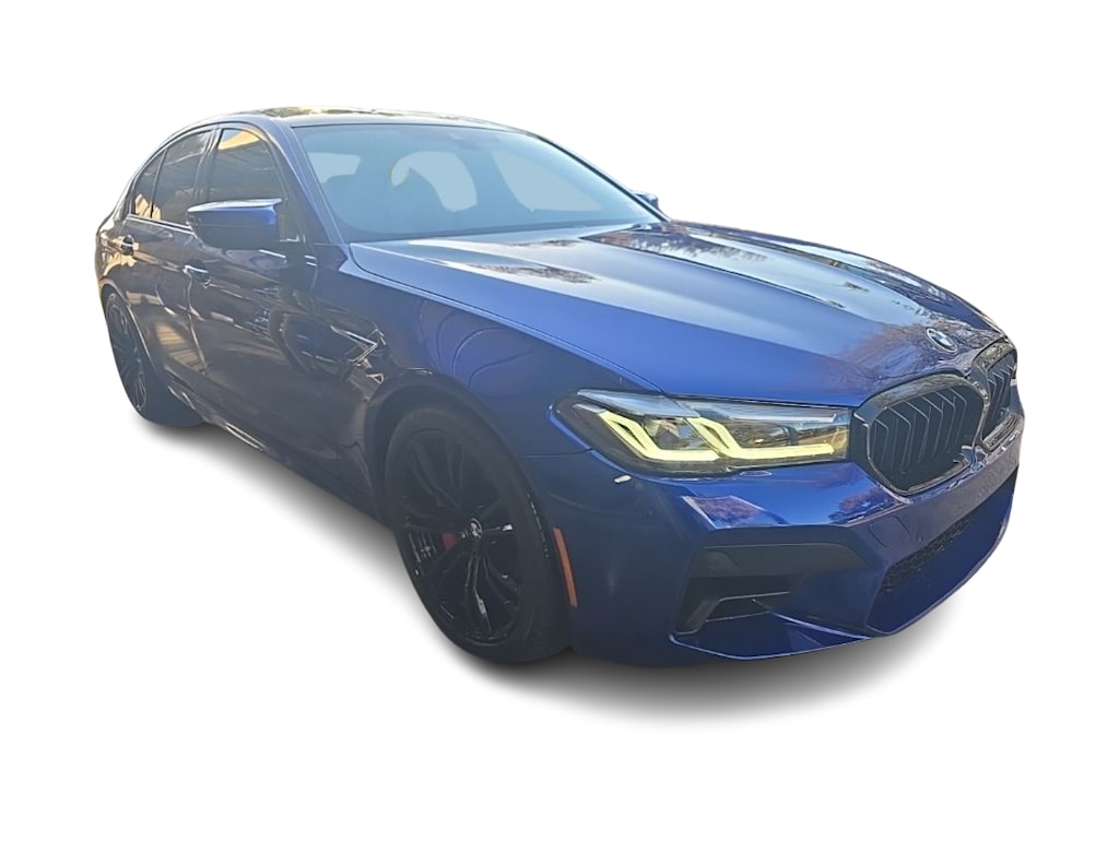 Thumbnail: 2022 BMW M5 - 18