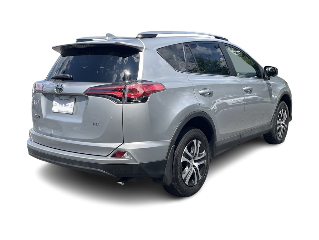 Thumbnail: 2018 Toyota RAV4 - 14