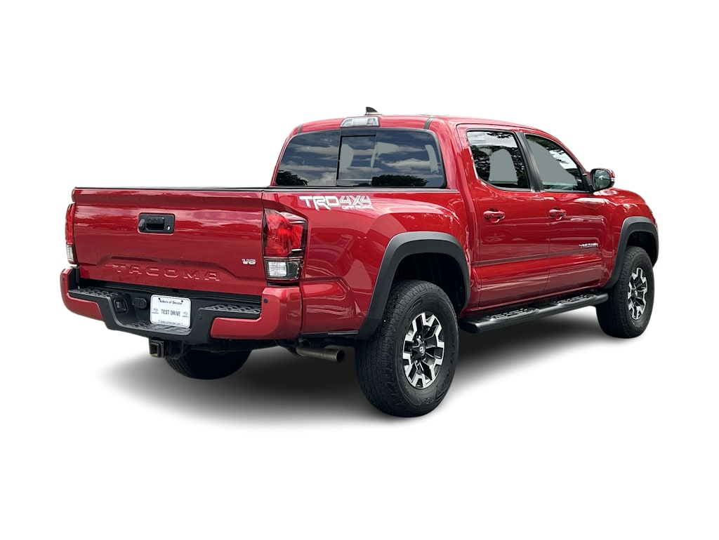 Thumbnail: 2019 Toyota Tacoma - 14
