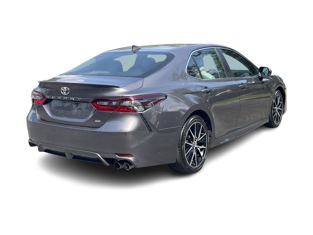 Thumbnail: 2022 Toyota Camry - 14