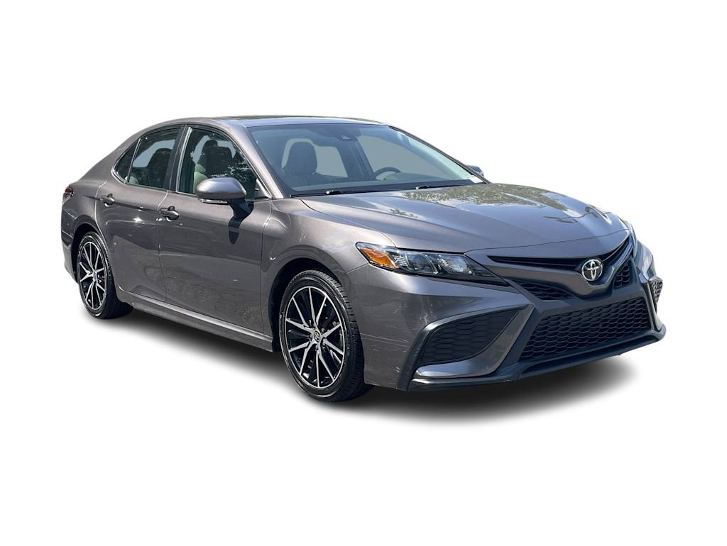 Thumbnail: 2022 Toyota Camry - 15