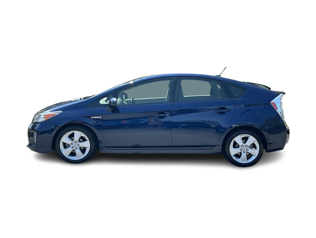 Thumbnail: 2014 Toyota Prius - 3