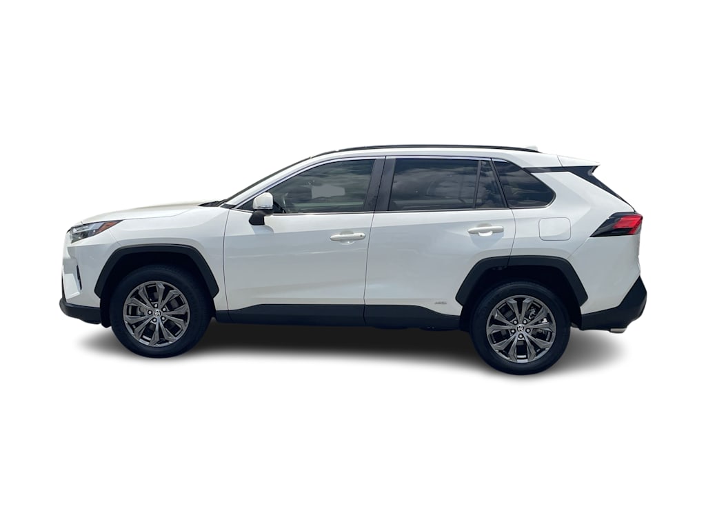 Thumbnail: 2022 Toyota RAV4 - 3