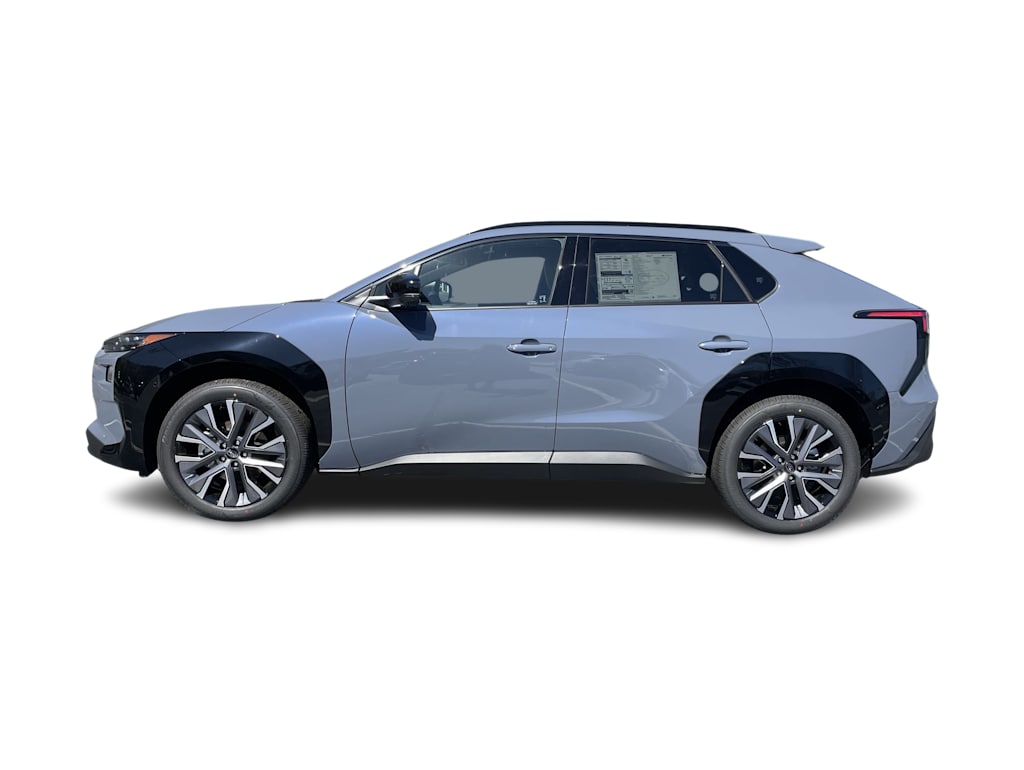 Thumbnail: 2026 Subaru Solterra - 3