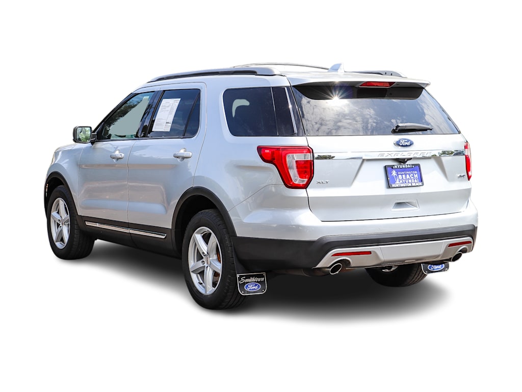 Thumbnail: 2016 Ford Explorer - 3