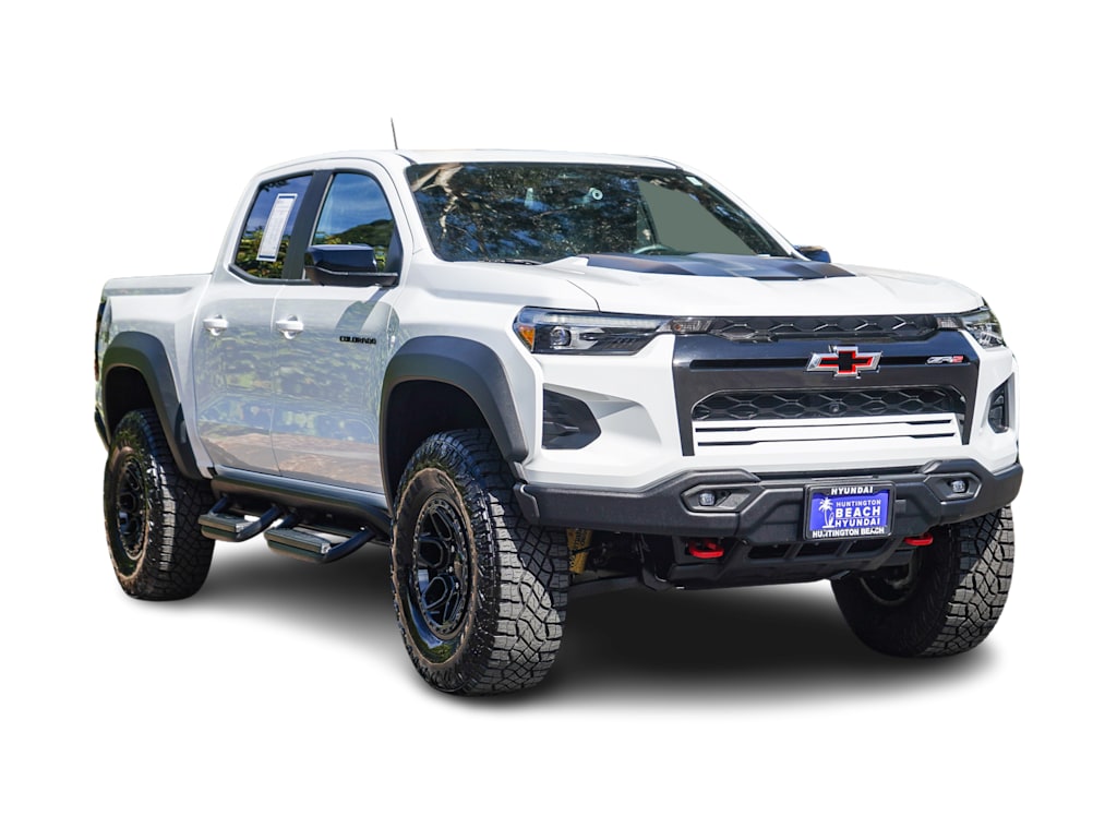 Thumbnail: 2024 Chevrolet Colorado - 18