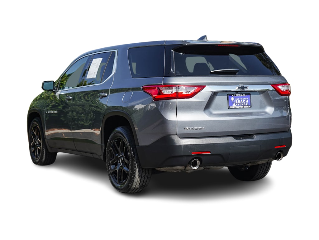 Thumbnail: 2018 Chevrolet Traverse - 3