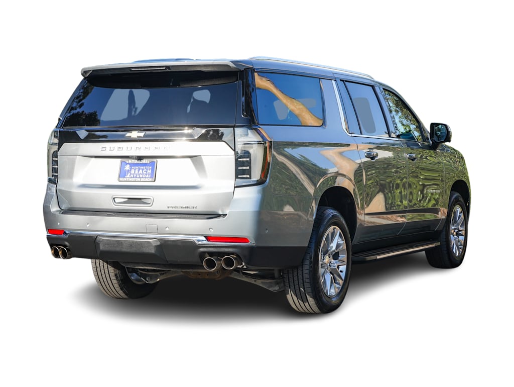 Thumbnail: 2025 Chevrolet Suburban - 17