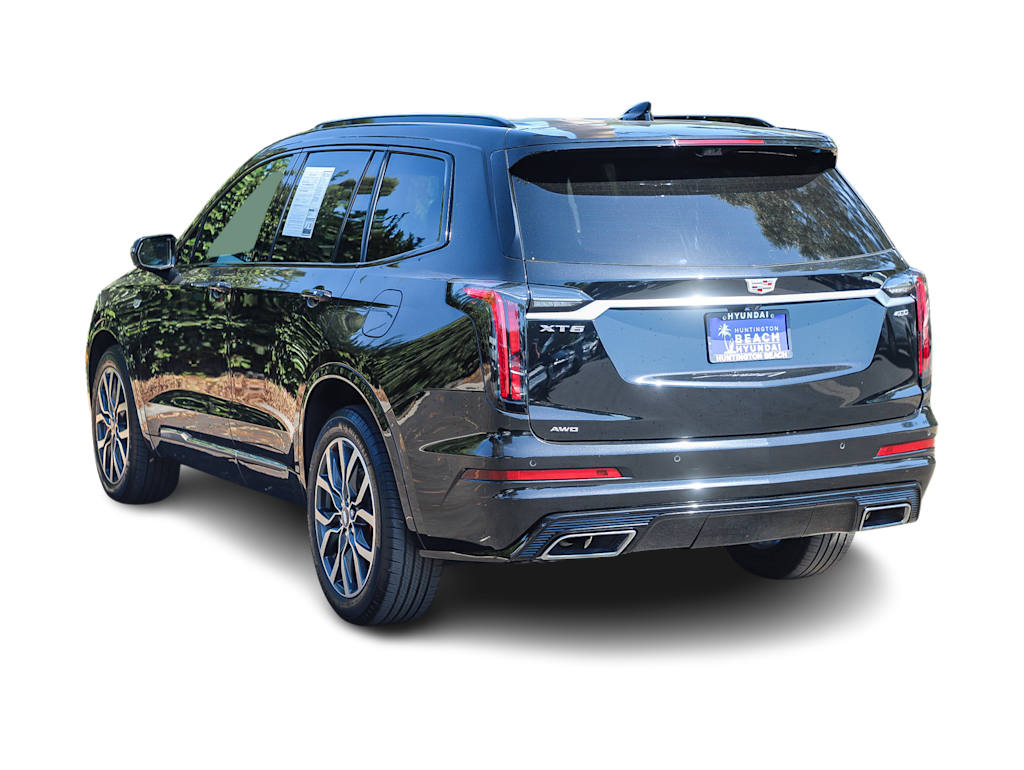 Thumbnail: 2023 Cadillac XT6 - 3