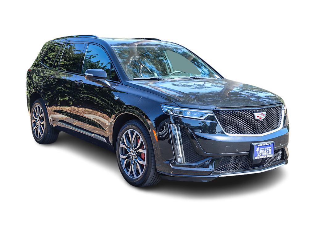 Thumbnail: 2023 Cadillac XT6 - 17