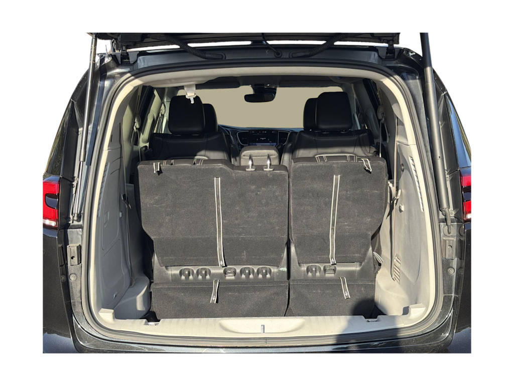 Thumbnail: 2024 Chrysler Pacifica - 17