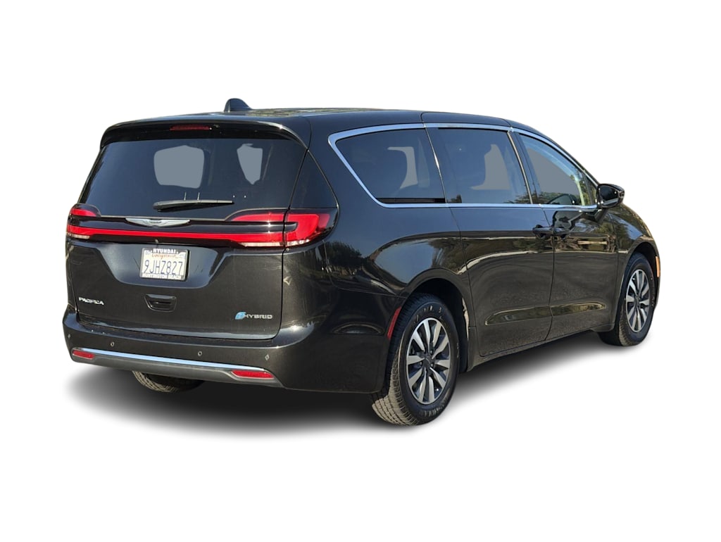 Thumbnail: 2024 Chrysler Pacifica - 21