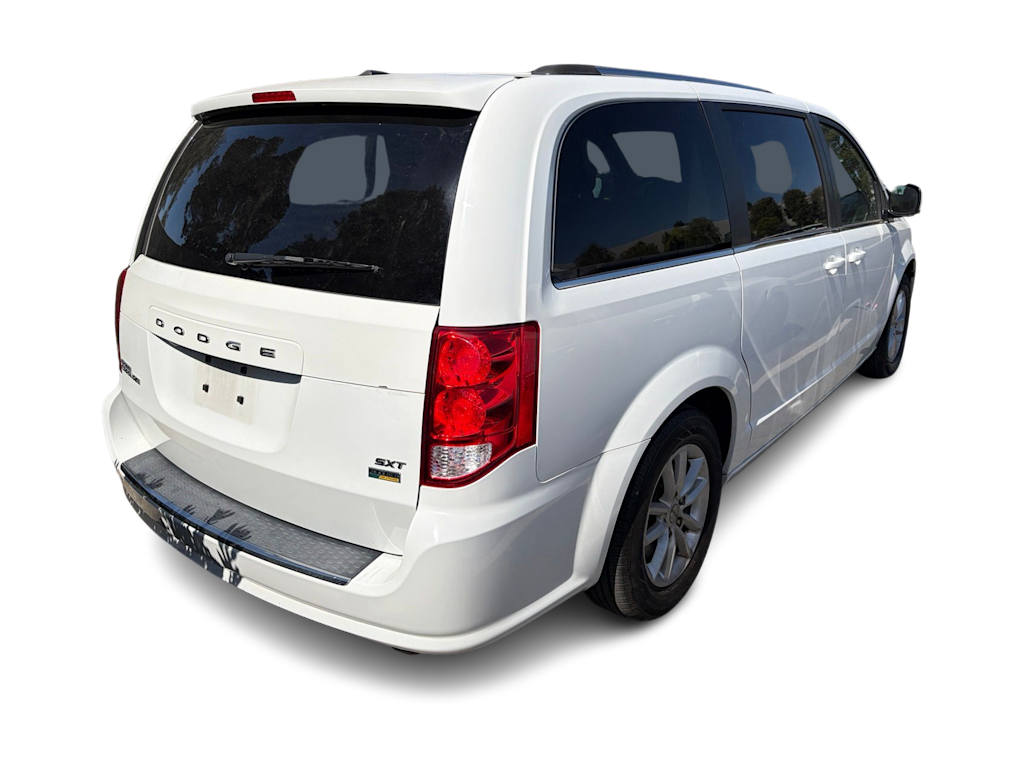 Thumbnail: 2019 Dodge Grand Caravan - 10
