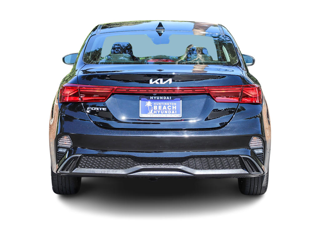 Thumbnail: 2024 Kia Forte - 4