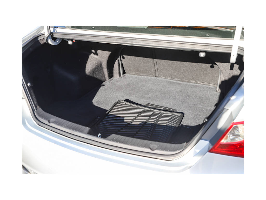 Thumbnail: 2013 Hyundai Sonata - 16