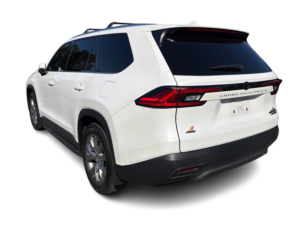 Thumbnail: 2024 Toyota Grand Highlander - 3