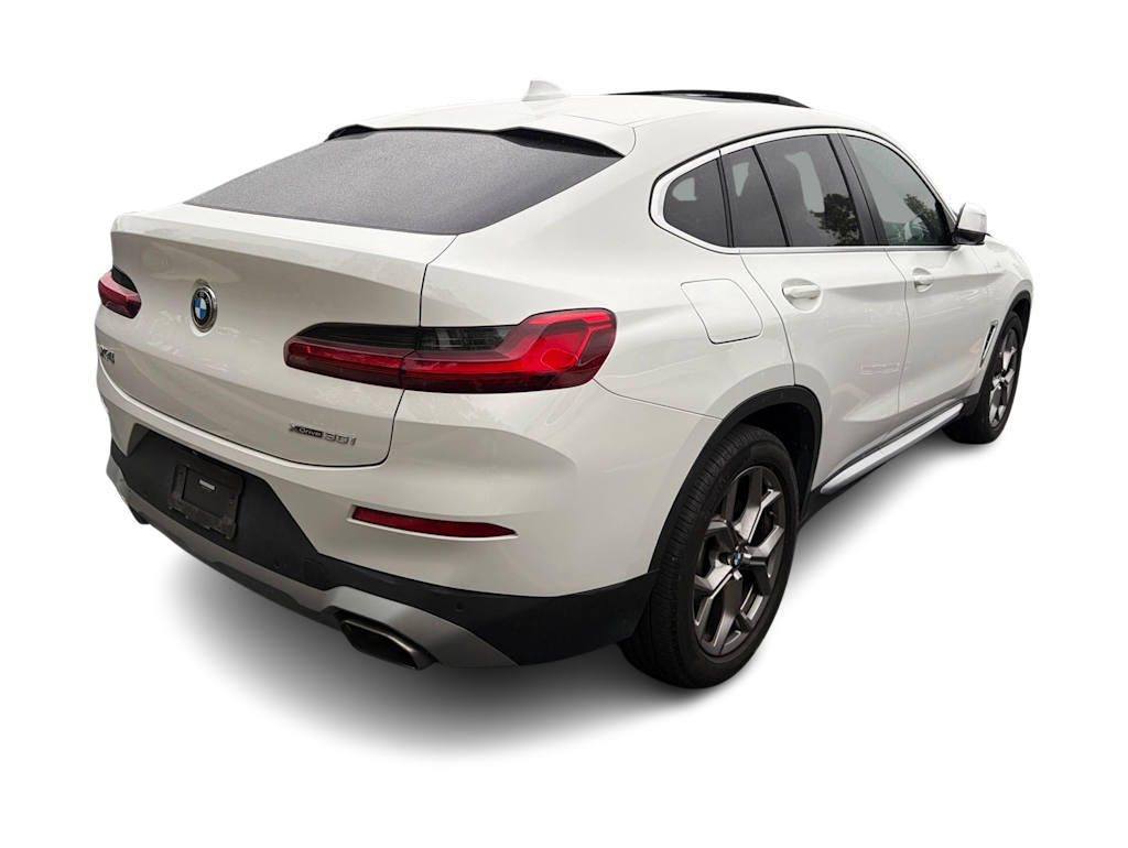Thumbnail: 2022 BMW X4 - 10