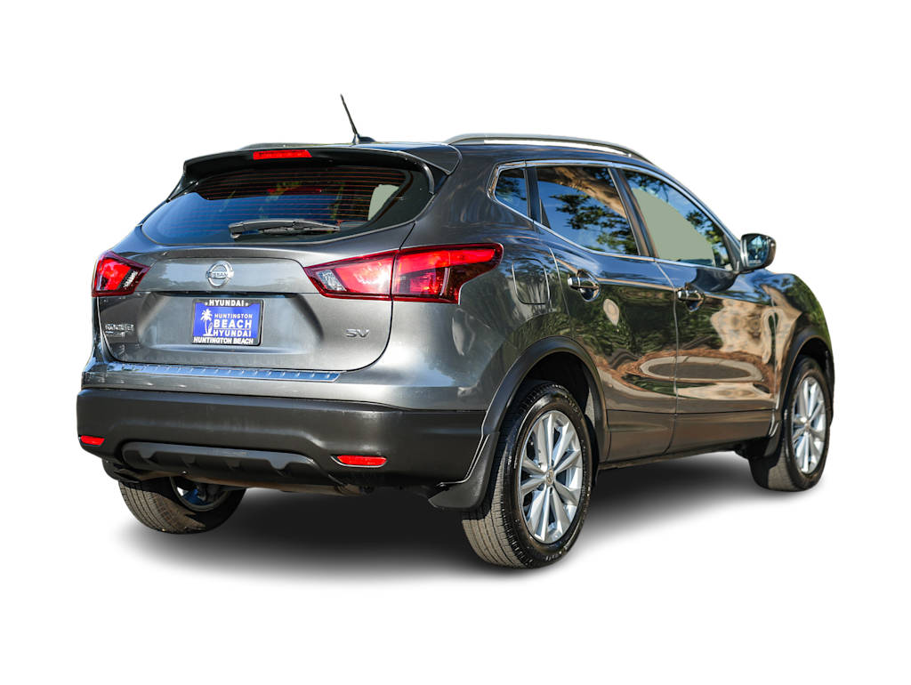 Thumbnail: 2018 Nissan Rogue Sport - 20