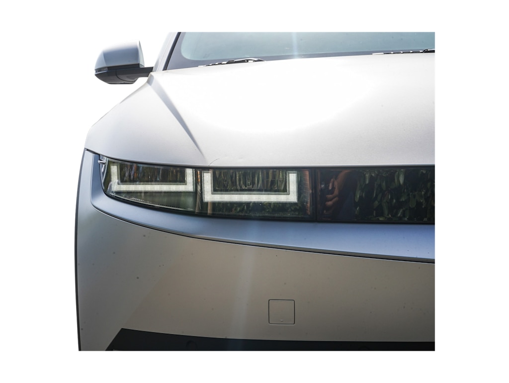 Thumbnail: 2023 Hyundai Ioniq 5 - 19