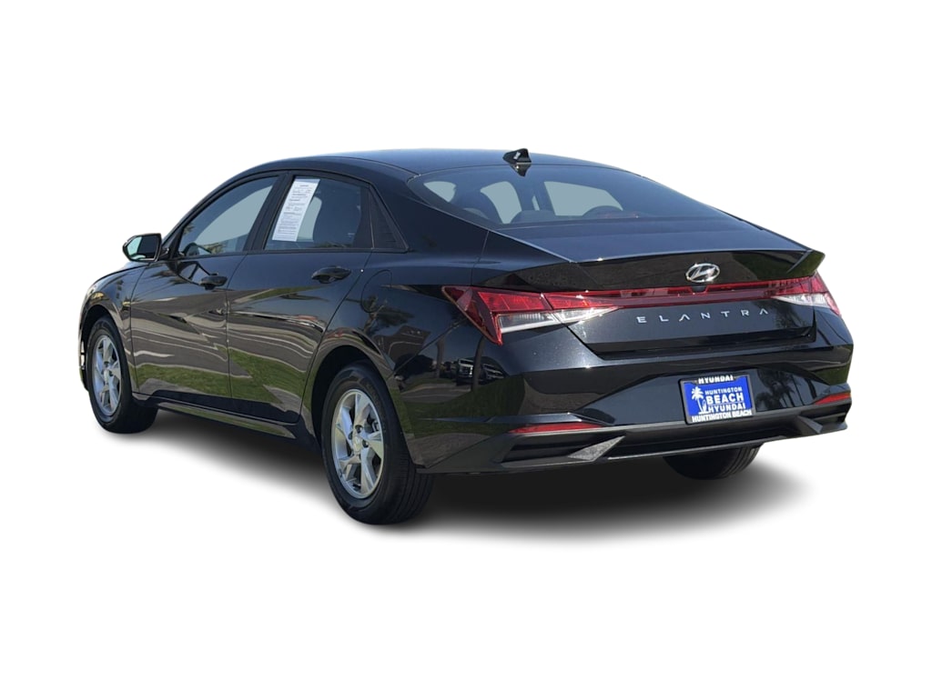Thumbnail: 2023 Hyundai Elantra - 4