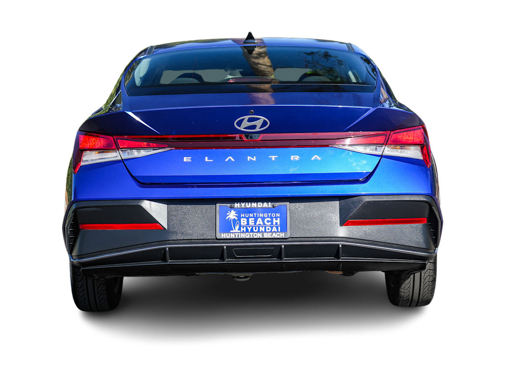 Thumbnail: 2024 Hyundai Elantra - 4