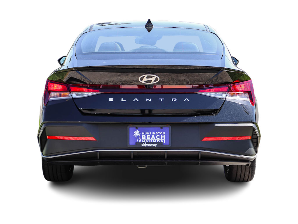 Thumbnail: 2026 Hyundai Elantra - 4