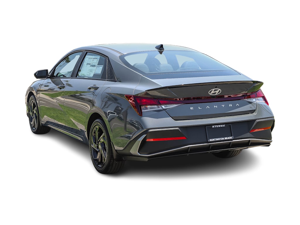 Thumbnail: 2026 Hyundai Elantra - 3