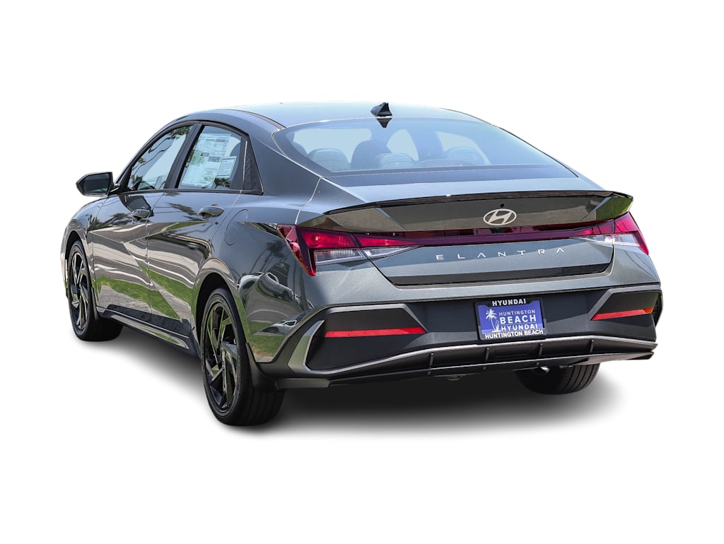 Thumbnail: 2026 Hyundai Elantra - 3
