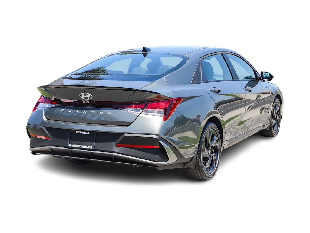 Thumbnail: 2026 Hyundai Elantra - 18