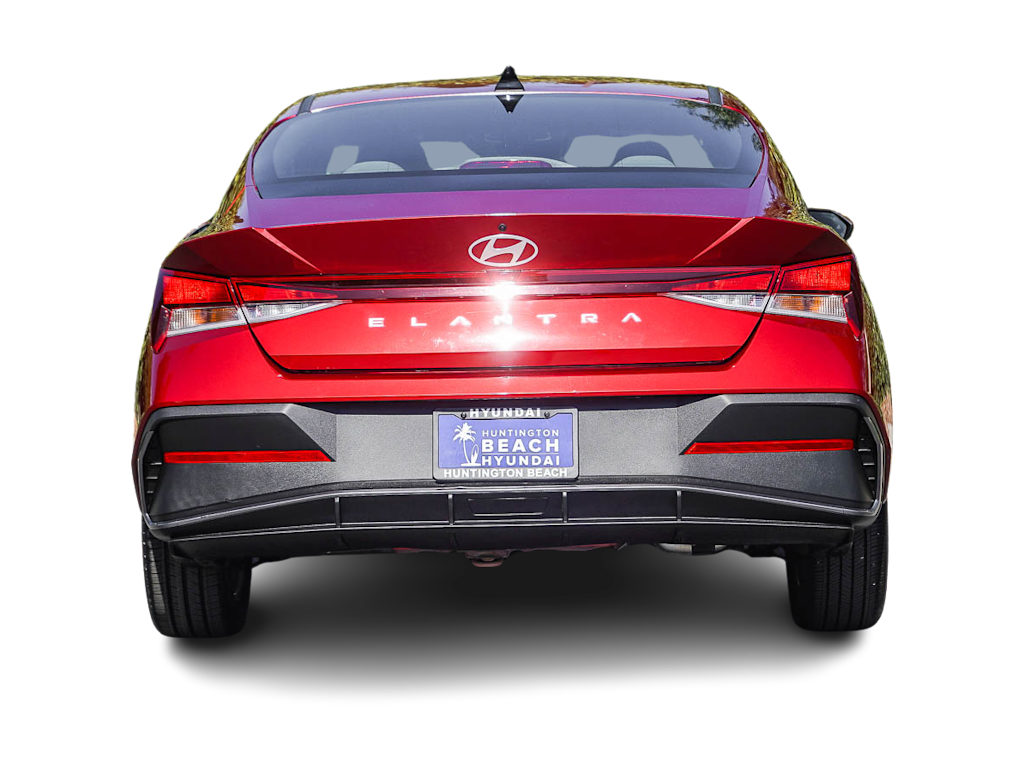 Thumbnail: 2024 Hyundai Elantra - 4