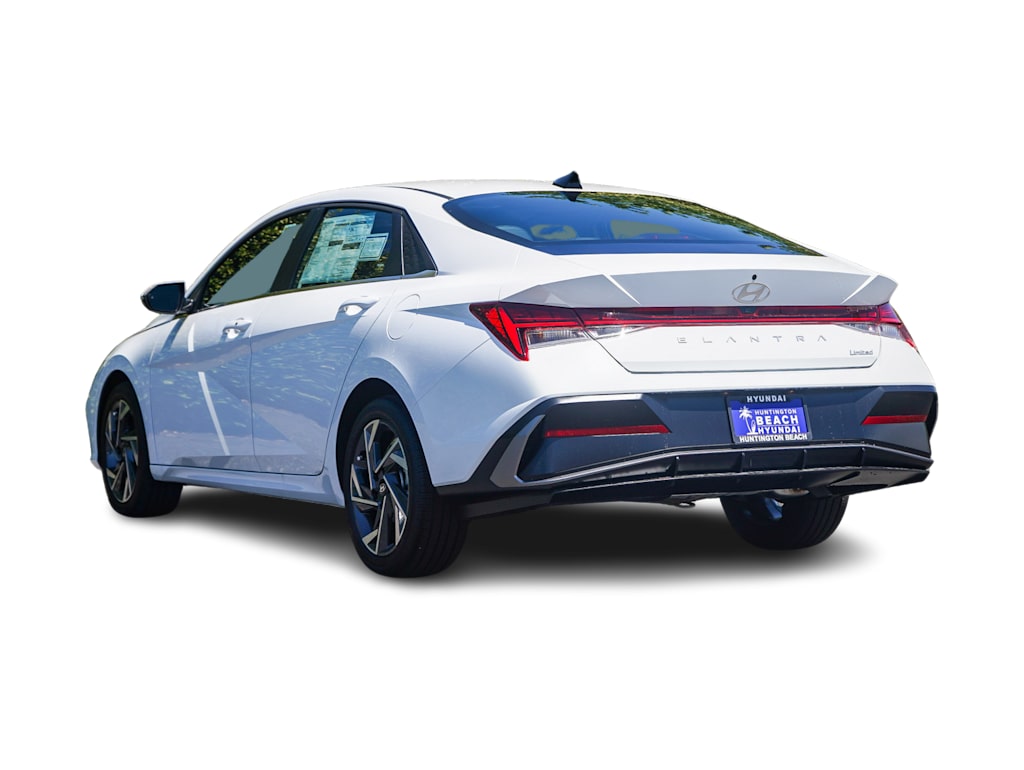 Thumbnail: 2026 Hyundai Elantra - 3