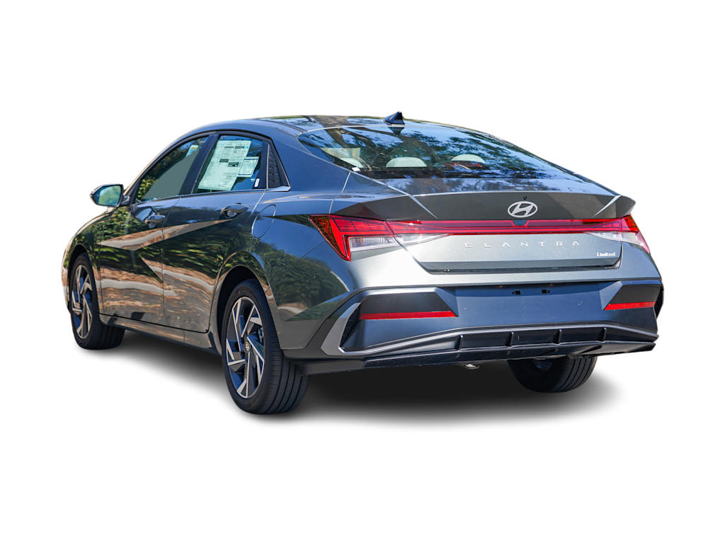 Thumbnail: 2026 Hyundai Elantra - 3