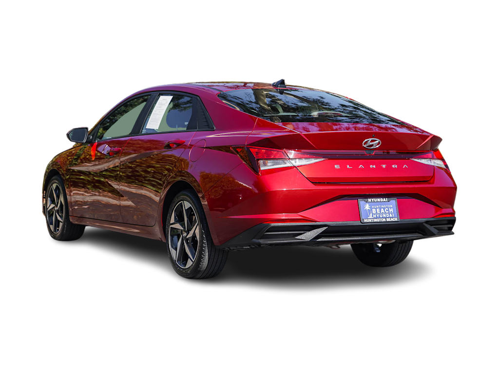 Thumbnail: 2023 Hyundai Elantra - 3