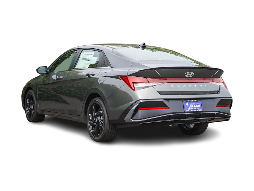 Thumbnail: 2026 Hyundai Elantra - 3