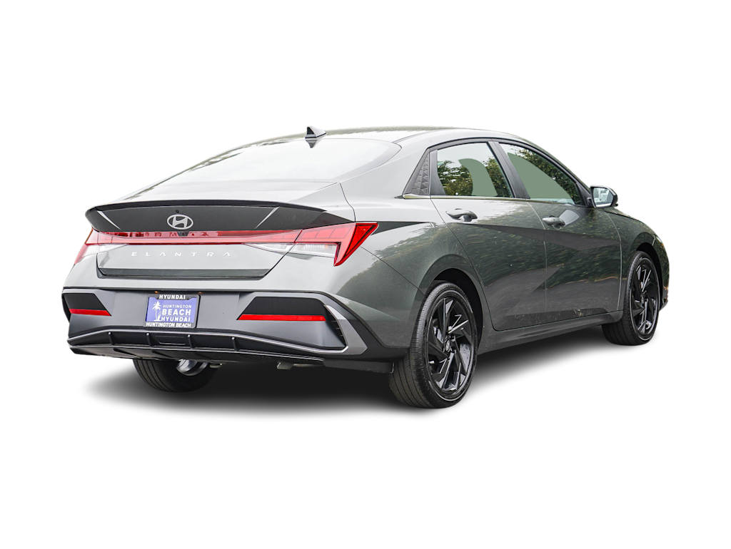 Thumbnail: 2026 Hyundai Elantra - 18
