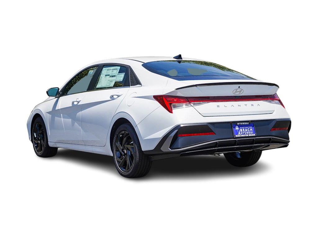 Thumbnail: 2026 Hyundai Elantra - 3