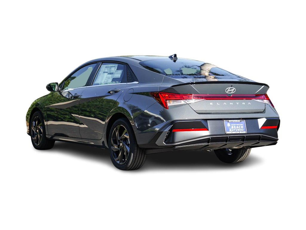 Thumbnail: 2026 Hyundai Elantra - 3