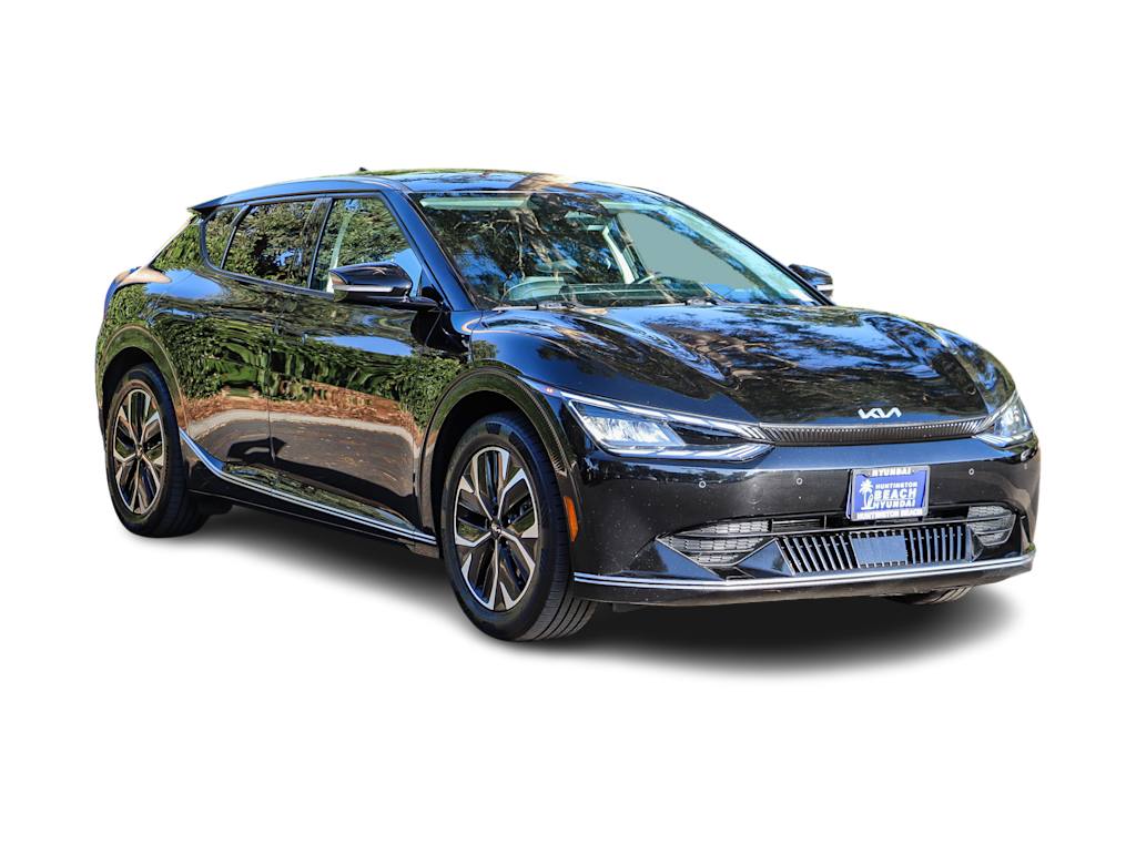Thumbnail: 2022 Kia EV6 - 17