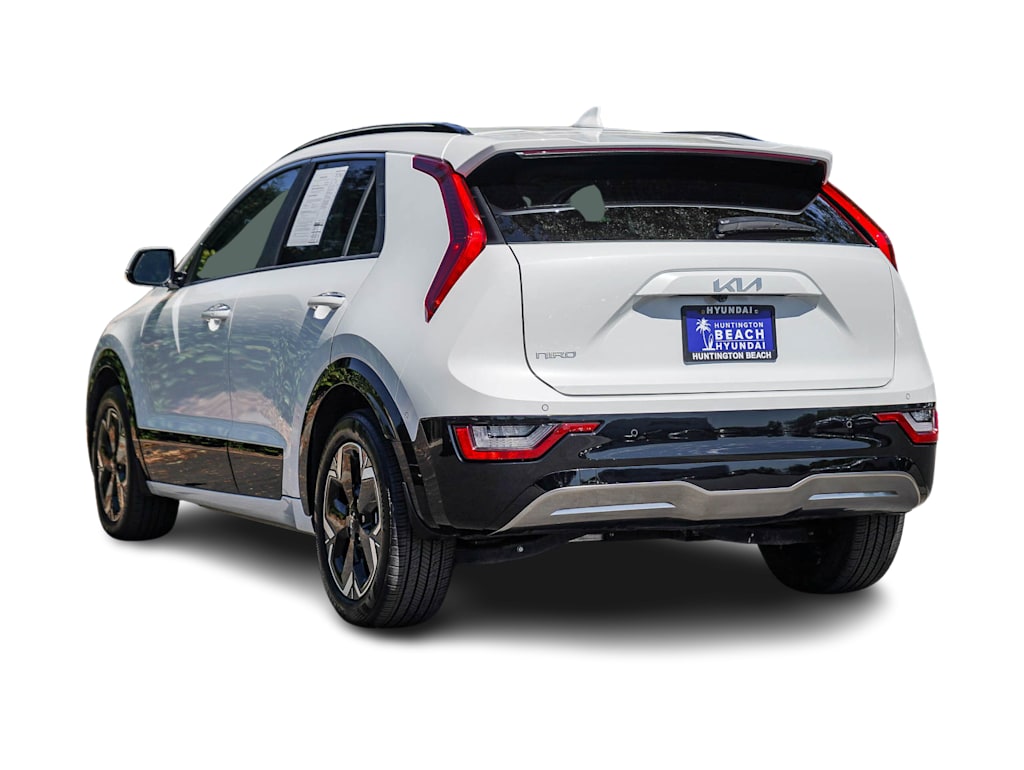 Thumbnail: 2024 Kia Niro - 3