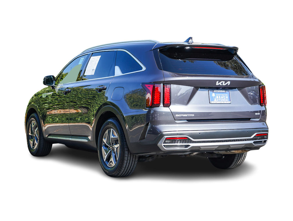 Thumbnail: 2023 Kia Sorento - 3