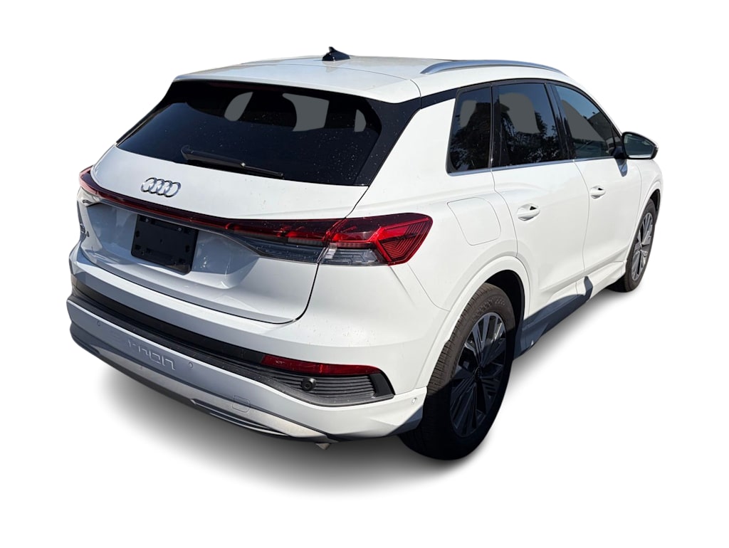 Thumbnail: 2023 Audi Q4 e-tron - 9