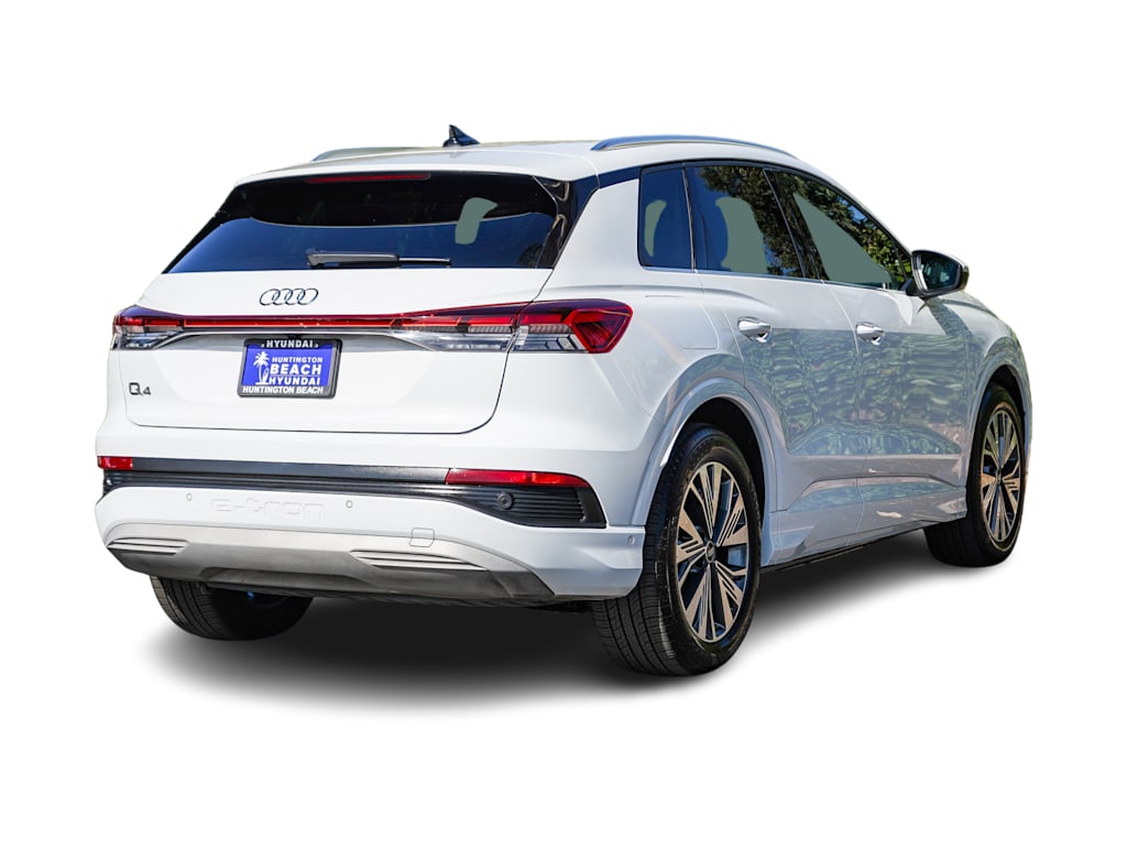 Thumbnail: 2023 Audi Q4 e-tron - 18