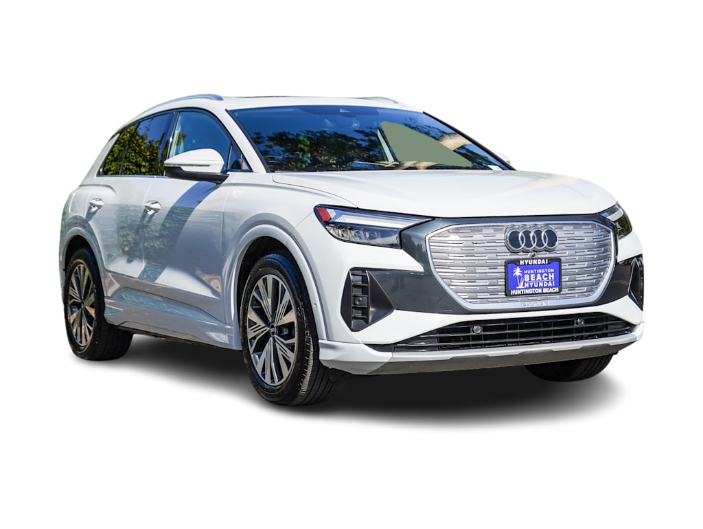 Thumbnail: 2023 Audi Q4 e-tron - 17