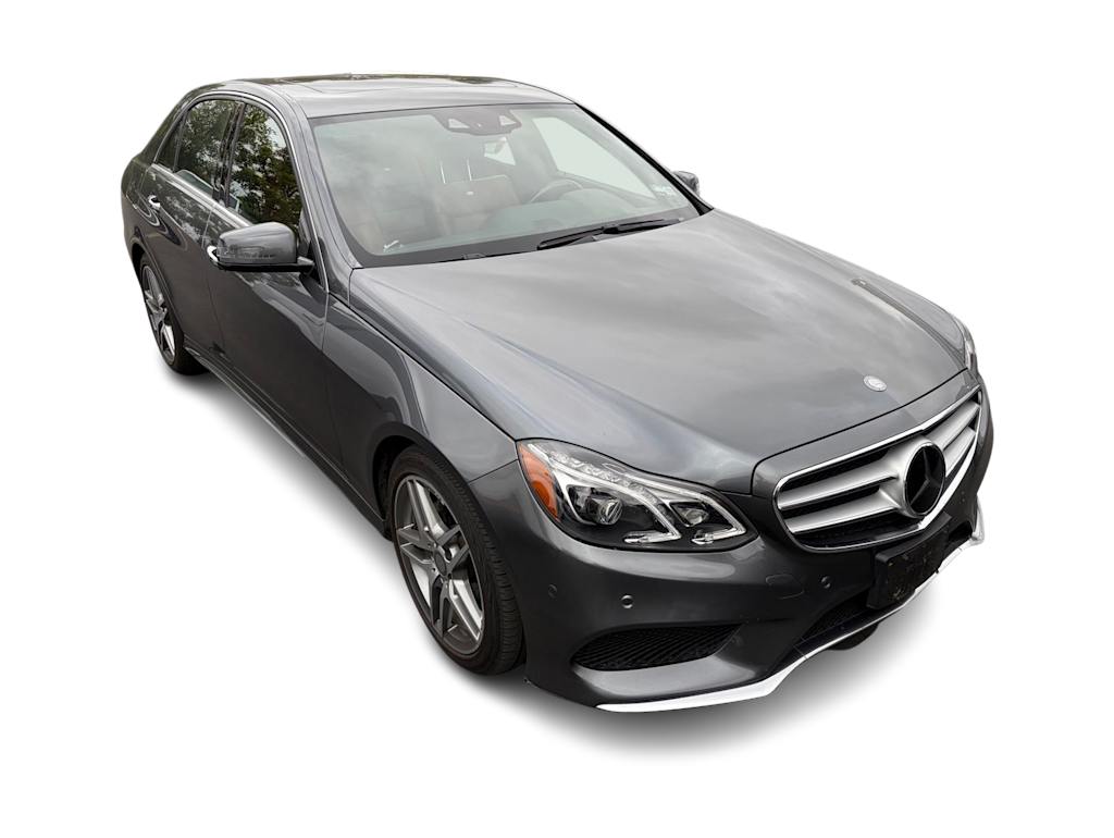 Thumbnail: 2016 Mercedes-Benz E-Class - 8
