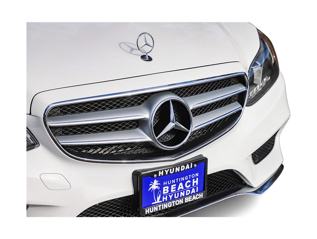 Thumbnail: 2016 Mercedes-Benz E-Class - 19